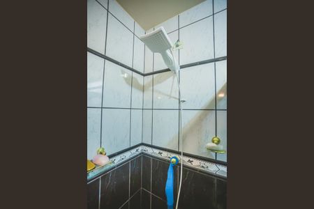 Casa à venda com 300m², 3 quartos e 3 vagas Casa à venda com 300m², 3 quartos e 3 vagasBanheiro