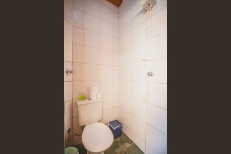 Casa à venda com 300m², 3 quartos e 3 vagas Casa à venda com 300m², 3 quartos e 3 vagasBanheiro de Serviço 2