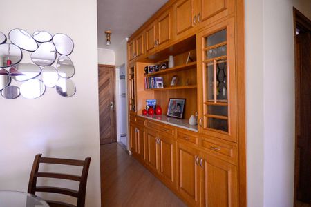 Apartamento à venda com 64m², 3 quartos e 1 vaga Apartamento à venda com 64m², 3 quartos e 1 vagaSala