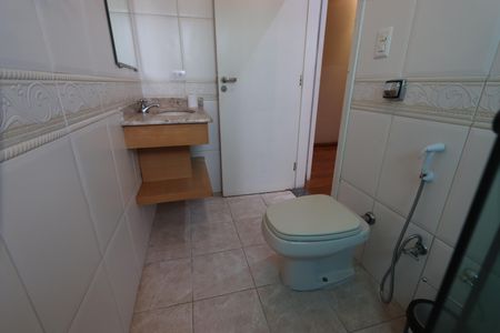 Casa à venda com 200m², 3 quartos e 3 vagasBanheiro da Suíte 3