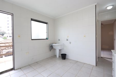 Casa à venda com 200m², 3 quartos e 3 vagasLavanderia