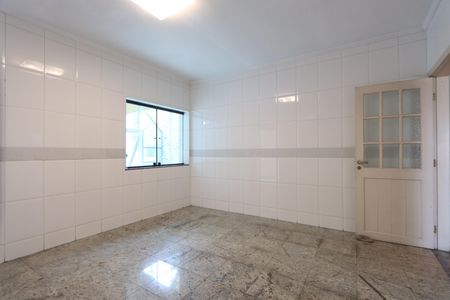 Casa à venda com 200m², 3 quartos e 3 vagasCozinha