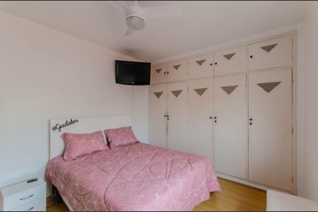 Casa à venda com 165m², 3 quartos e 2 vagas Casa à venda com 165m², 3 quartos e 2 vagasSuíte