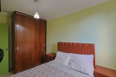 Apartamento à venda com 70m², 3 quartos e 2 vagasQuarto 2