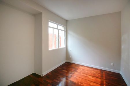 Apartamento à venda com 118m², 4 quartos e 2 vagasQuarto 1