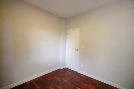 Apartamento à venda com 118m², 4 quartos e 2 vagasQuarto 1