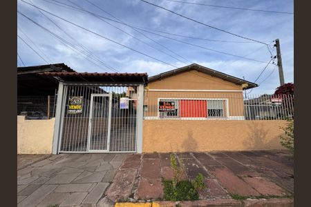 Casa à venda com 158m², 3 quartos e 1 vaga Casa à venda com 158m², 3 quartos e 1 vagaFachada