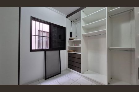 Apartamento à venda com 80m², 2 quartos e 1 vaga Apartamento à venda com 80m², 2 quartos e 1 vagaCloset/Suíte