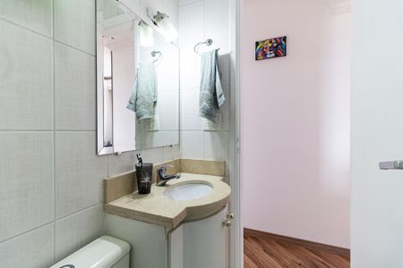 Apartamento à venda com 61m², 3 quartos e 2 vagas Apartamento à venda com 61m², 3 quartos e 2 vagasBanheiro Social