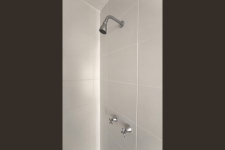 Apartamento à venda com 61m², 3 quartos e 1 vaga Apartamento à venda com 61m², 3 quartos e 1 vagaBanheiro 2