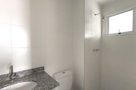 Apartamento à venda com 61m², 3 quartos e 1 vaga Apartamento à venda com 61m², 3 quartos e 1 vagaBanheiro da Suíte