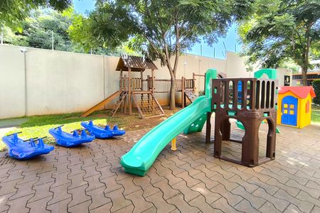 Apartamento à venda com 61m², 3 quartos e 1 vaga Apartamento à venda com 61m², 3 quartos e 1 vagaÁrea comum - Playground