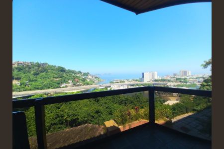 Casa à venda com 540m², 4 quartos e 4 vagas