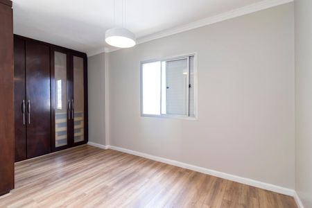 Apartamento à venda com 90m², 3 quartos e 2 vagas Apartamento à venda com 90m², 3 quartos e 2 vagasSuíte