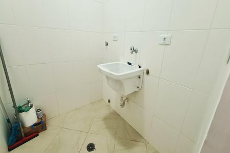Casa à venda com 120m², 3 quartos e 2 vagas Casa à venda com 120m², 3 quartos e 2 vagasÁrea de Serviço