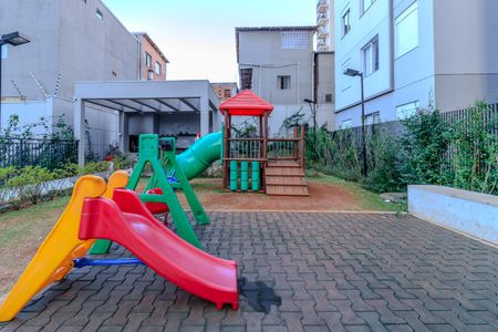 Apartamento para alugar com 36m², 2 quartos e sem vagaÁrea Comum - Playground