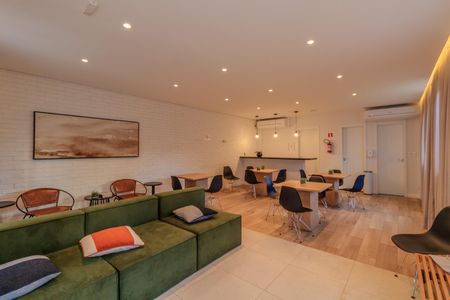 Apartamento para alugar com 36m², 2 quartos e sem vagaÁrea comum - Salão de festas