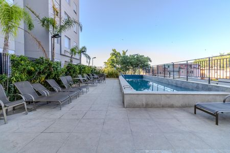Apartamento para alugar com 36m², 2 quartos e sem vagaÁrea comum - Piscina