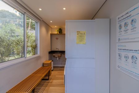 Apartamento para alugar com 36m², 2 quartos e sem vagaÁrea comum - Lavanderia