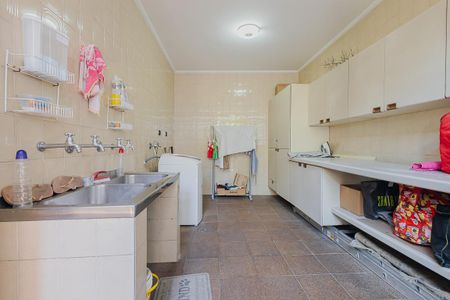 Casa à venda com 457m², 4 quartos e 4 vagasÁrea de Serviço