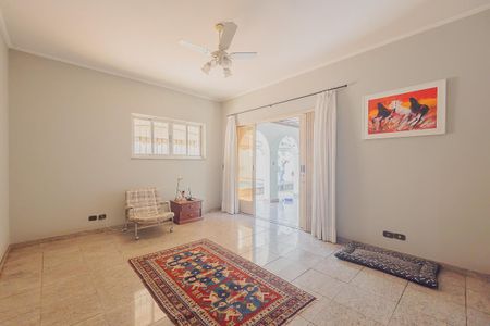 Casa à venda com 457m², 4 quartos e 4 vagasSala de TV