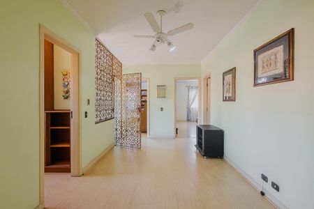 Casa à venda com 457m², 4 quartos e 4 vagasCorredor