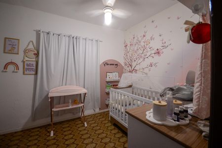 Casa à venda com 317m², 5 quartos e 2 vagas Casa à venda com 317m², 5 quartos e 2 vagasCasa 1 - Quarto 2