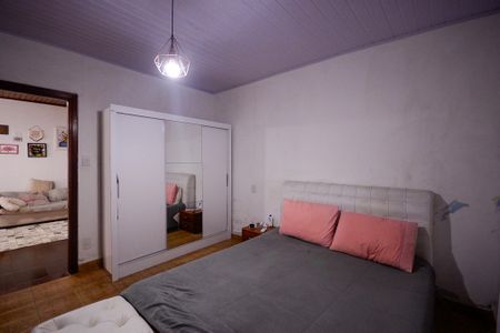 Casa à venda com 317m², 5 quartos e 2 vagas Casa à venda com 317m², 5 quartos e 2 vagasCasa 1 - Quarto 1