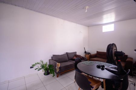 Casa à venda com 317m², 5 quartos e 2 vagas Casa à venda com 317m², 5 quartos e 2 vagasCasa 3 - Sala