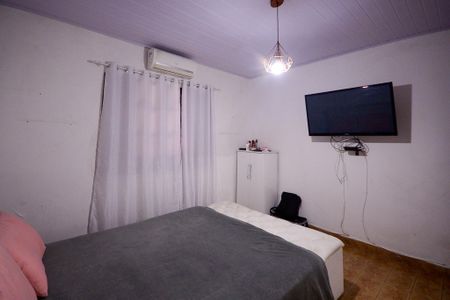 Casa à venda com 317m², 5 quartos e 2 vagas Casa à venda com 317m², 5 quartos e 2 vagasCasa 1 - Quarto 1