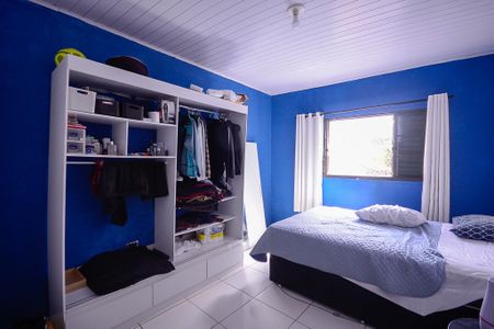 Casa à venda com 317m², 5 quartos e 2 vagas Casa à venda com 317m², 5 quartos e 2 vagasCasa 3 - Quarto 1