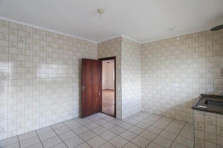 Casa à venda com 262m², 3 quartos e sem vaga Casa à venda com 262m², 3 quartos e sem vagaCozinha