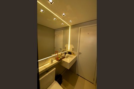 Apartamento à venda com 74m², 3 quartos e 2 vagasBanheiro Social