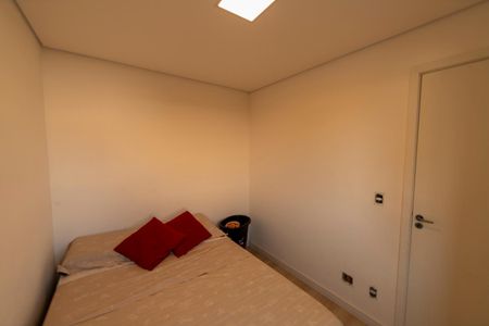 Apartamento à venda com 74m², 3 quartos e 2 vagasQuarto 2