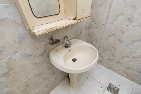 Apartamento para alugar com 73m², 2 quartos e 1 vaga Apartamento para alugar com 73m², 2 quartos e 1 vagaBanheiro