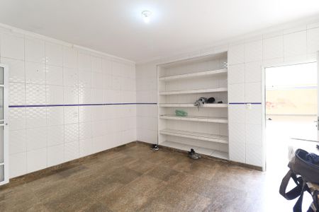 Casa à venda com 248m², 3 quartos e 7 vagas Casa à venda com 248m², 3 quartos e 7 vagasCozinha