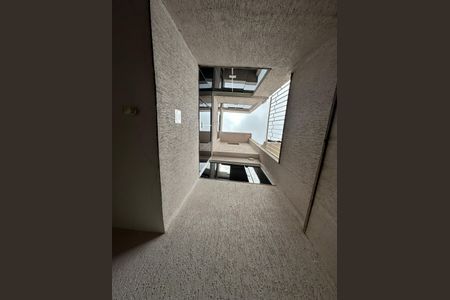 Casa à venda com 214m², 6 quartos e 2 vagasÁrea Externa