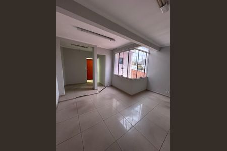 Casa à venda com 214m², 6 quartos e 2 vagasQuarto 4