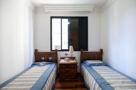 Apartamento à venda com 110m², 3 quartos e 2 vagasQuarto 1