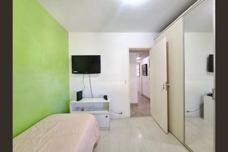 Apartamento à venda com 136m², 3 quartos e 1 vaga Apartamento à venda com 136m², 3 quartos e 1 vagaQuarto 2