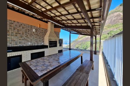 Apartamento à venda com 136m², 3 quartos e 1 vaga Apartamento à venda com 136m², 3 quartos e 1 vagaChurrasqueira