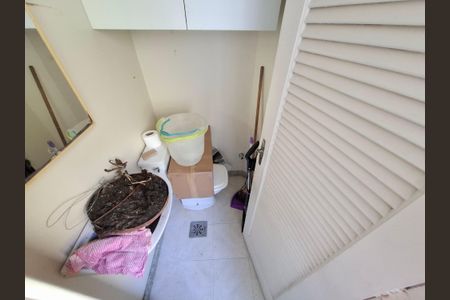 Apartamento à venda com 136m², 3 quartos e 1 vaga Apartamento à venda com 136m², 3 quartos e 1 vagaÁrea de serviço