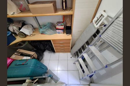 Apartamento à venda com 136m², 3 quartos e 1 vaga Apartamento à venda com 136m², 3 quartos e 1 vagaÁrea de serviço