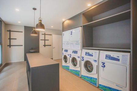 Apartamento à venda com 34m², 1 quarto e sem vagaÁrea comum - Lavandeiria coletiva