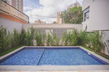 Apartamento à venda com 34m², 1 quarto e sem vagaÁrea comum - Piscina