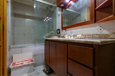 Apartamento à venda com 147m², 4 quartos e 2 vagas Apartamento à venda com 147m², 4 quartos e 2 vagasSuíte - Banheiro