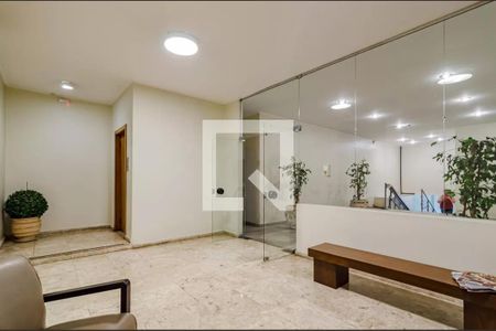 Apartamento à venda com 147m², 4 quartos e 2 vagas Apartamento à venda com 147m², 4 quartos e 2 vagasHall de entrada