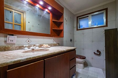 Apartamento à venda com 147m², 4 quartos e 2 vagas Apartamento à venda com 147m², 4 quartos e 2 vagasSuíte - Banheiro