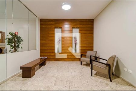 Apartamento à venda com 147m², 4 quartos e 2 vagas Apartamento à venda com 147m², 4 quartos e 2 vagasHall de entrada