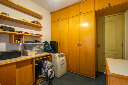 Apartamento à venda com 147m², 4 quartos e 2 vagas Apartamento à venda com 147m², 4 quartos e 2 vagasQuarto 2